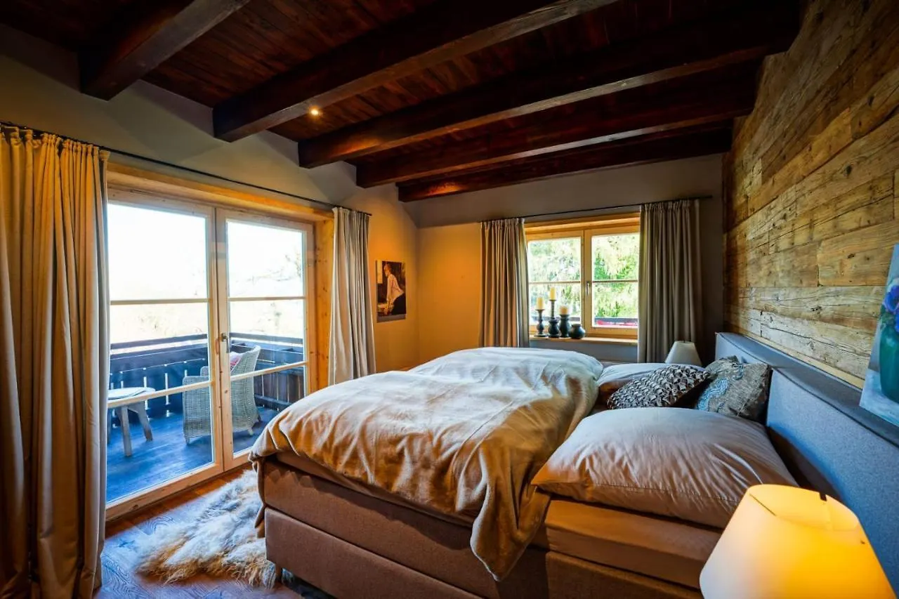 Chalet 1750: Stylish Allgäu Retreat with Panoramic Views Weiler-Simmerberg Holiday home